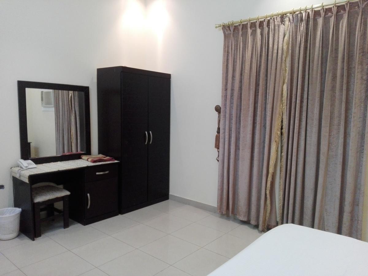ハーイル Najmat Sabbabah Furnished Unitsアパートホテル エクステリア 写真